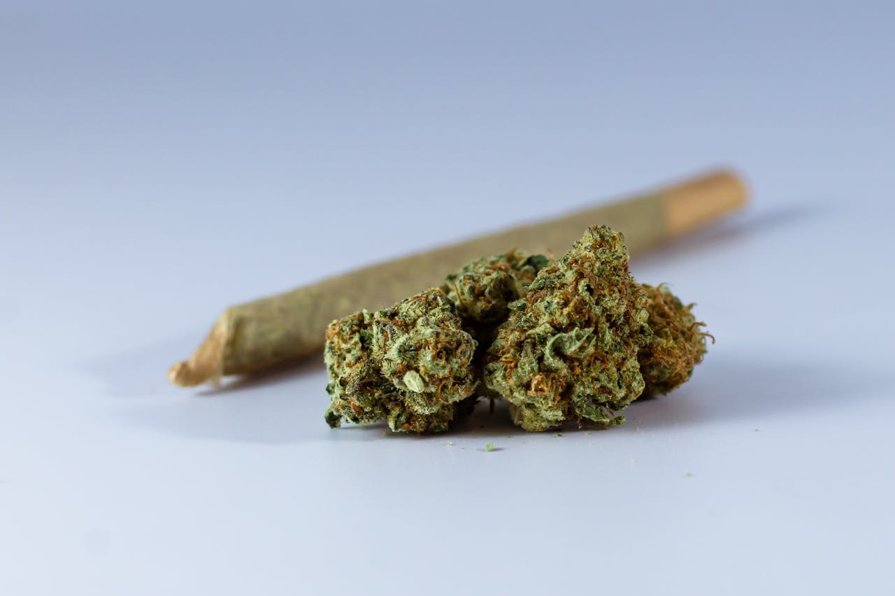 Best Strains for Heavy Smokers: Top Picks for Intense Highs