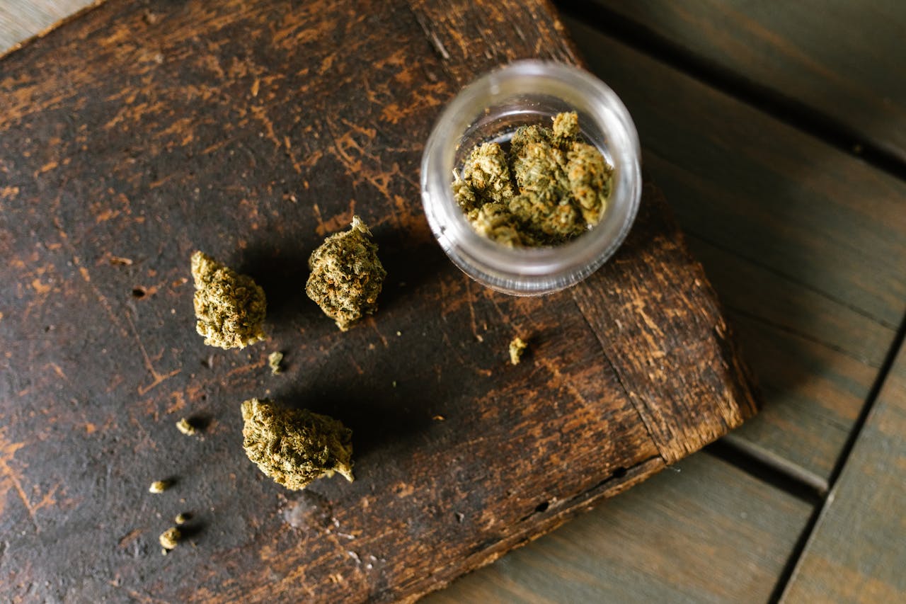 Apples and Bananas Strain Effects: A Complete Guide